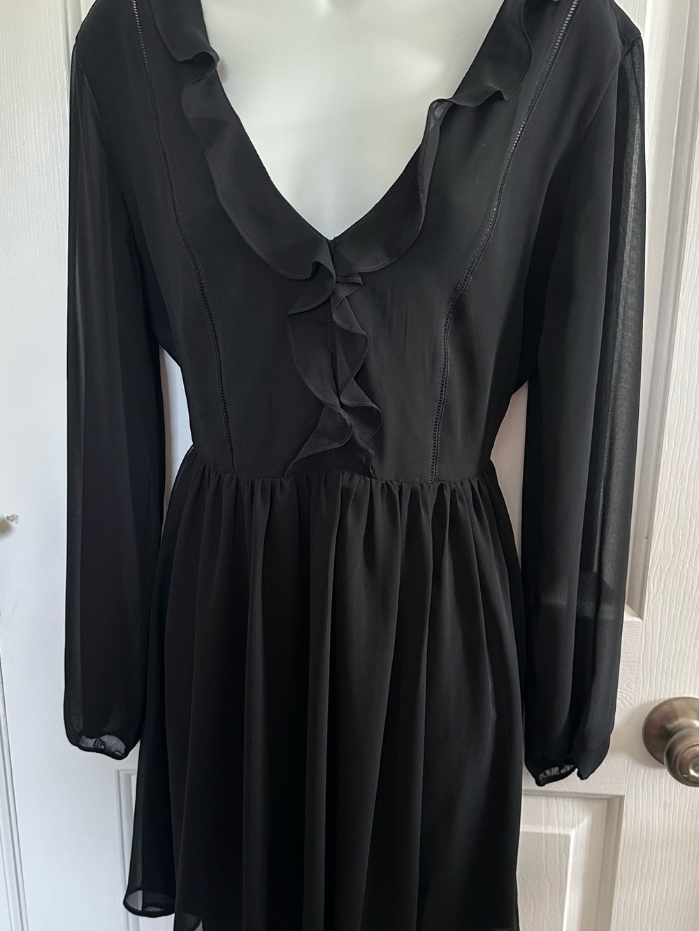 Express Black Ruffle V-Neck Long Sleeve Dress